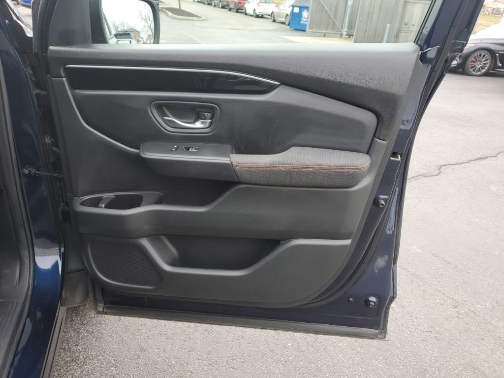 Certified 2023 Honda Pilot Sport image 32