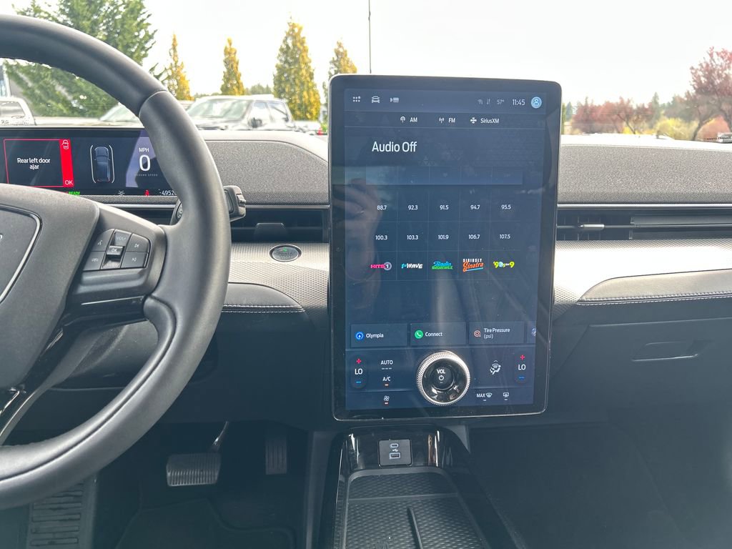 Used 2021 Ford Mustang Mach-E Select image 24