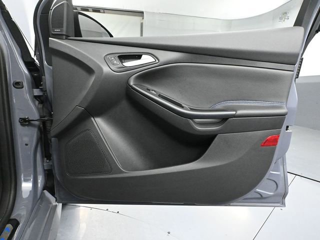 Used 2017 Ford Focus RS image 44