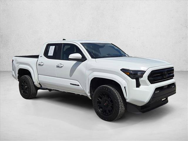 Used 2025 Toyota Tacoma SR5 RWD image 3