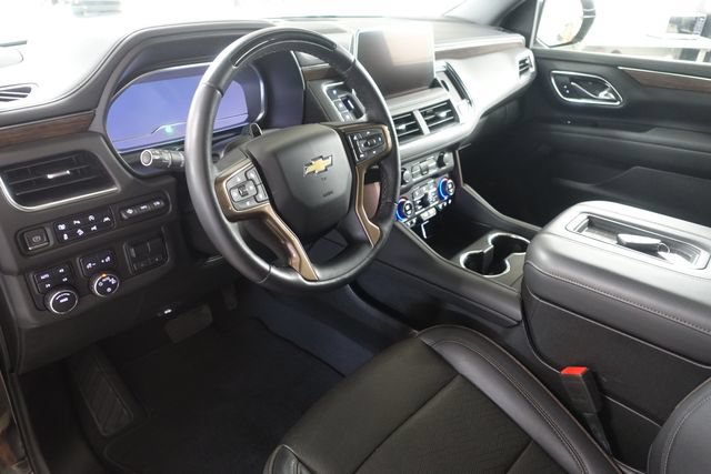 Used 2024 Chevrolet Tahoe High Country w/ Advanced Technology Package AWD/4WD image 10
