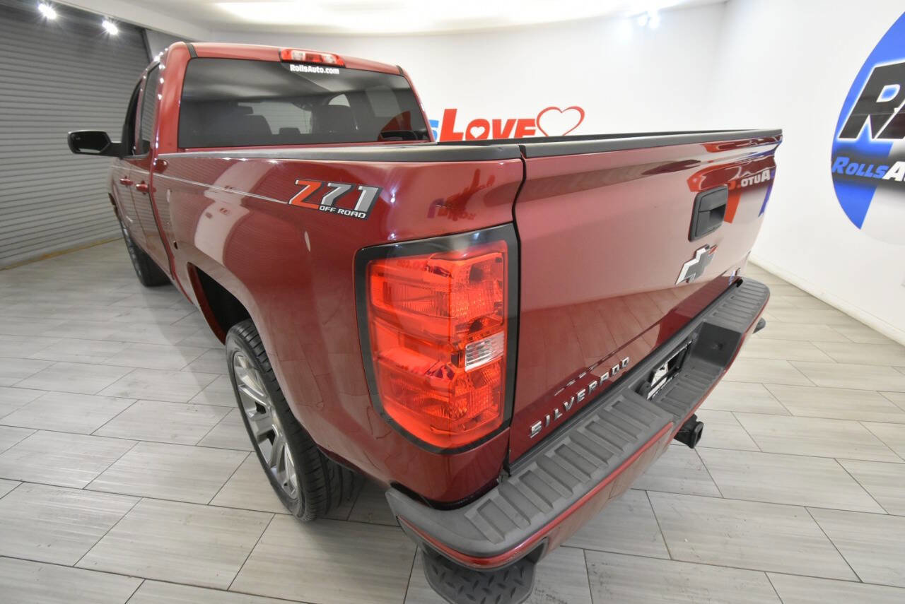 Used 2018 Chevrolet Silverado 1500 LT w/ All Star Edition AWD/4WD image 3
