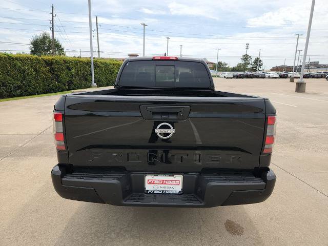 Certified 2025 Nissan Frontier SV RWD image 6