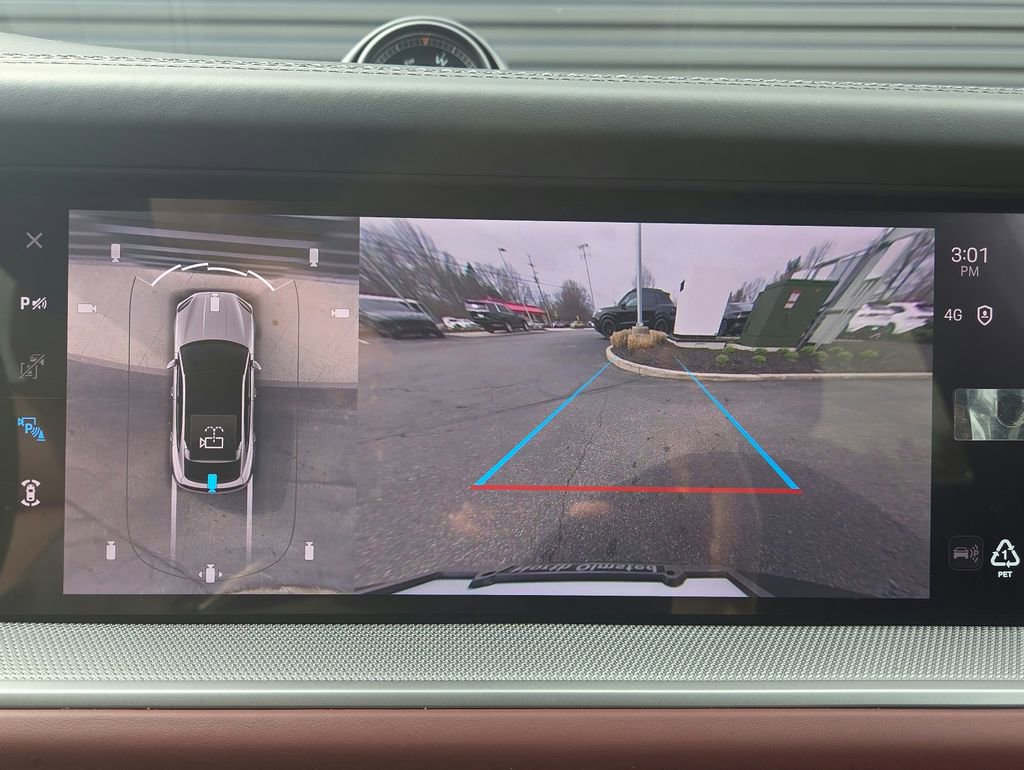 Certified 2025 Porsche Cayenne Coupe image 12