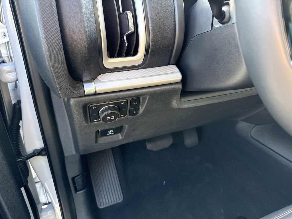 Used 2025 Ford Expedition Max Active image 27