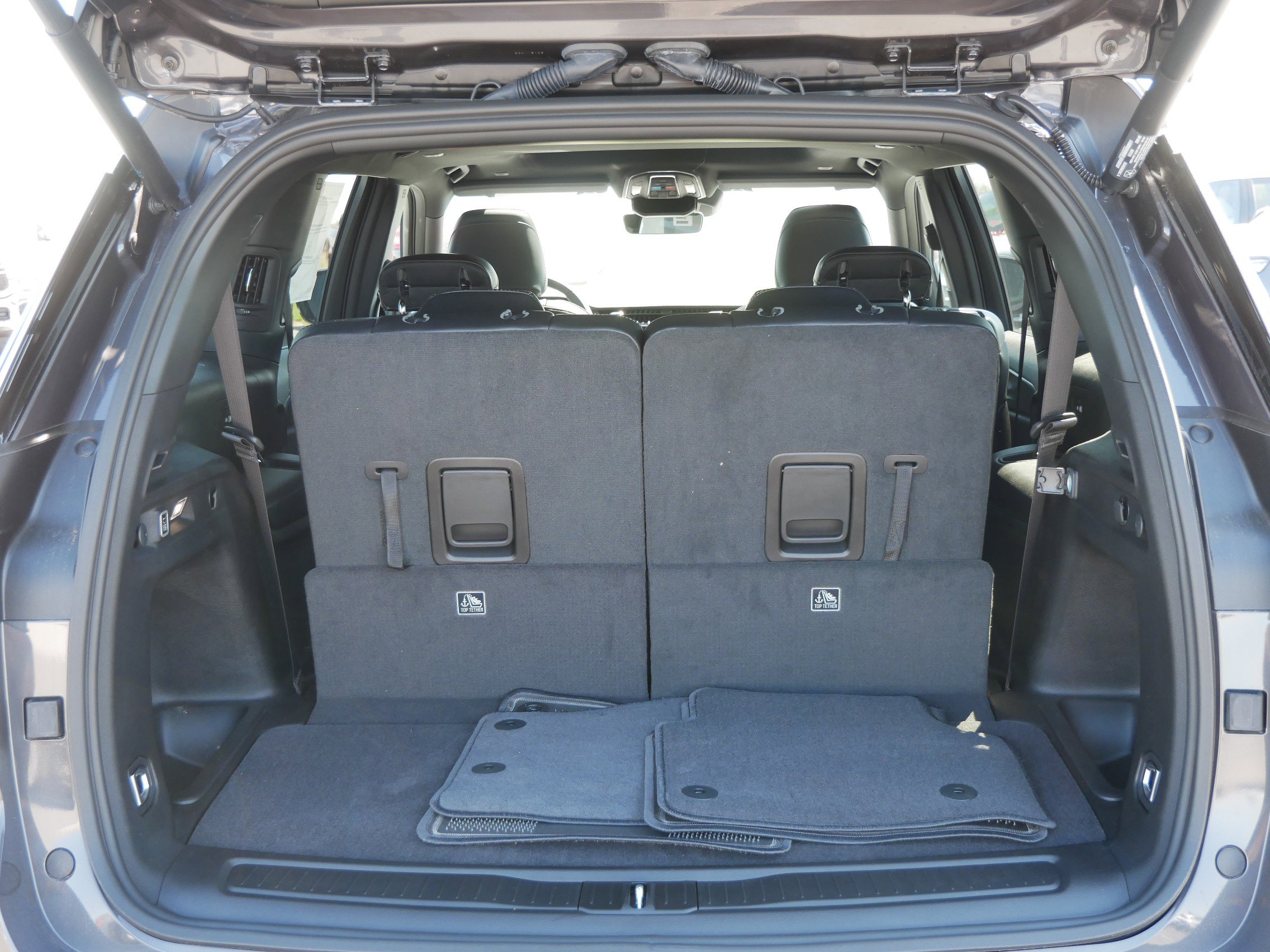 New 2025 Jeep Grand Cherokee L Altitude image 4