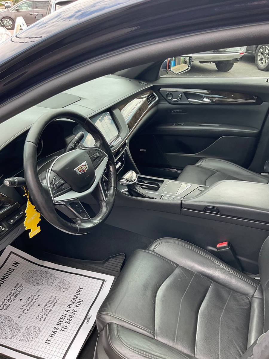 Used 2017 Cadillac CT6 Premium Luxury w/ Active Chassis Package AWD/4WD image 11