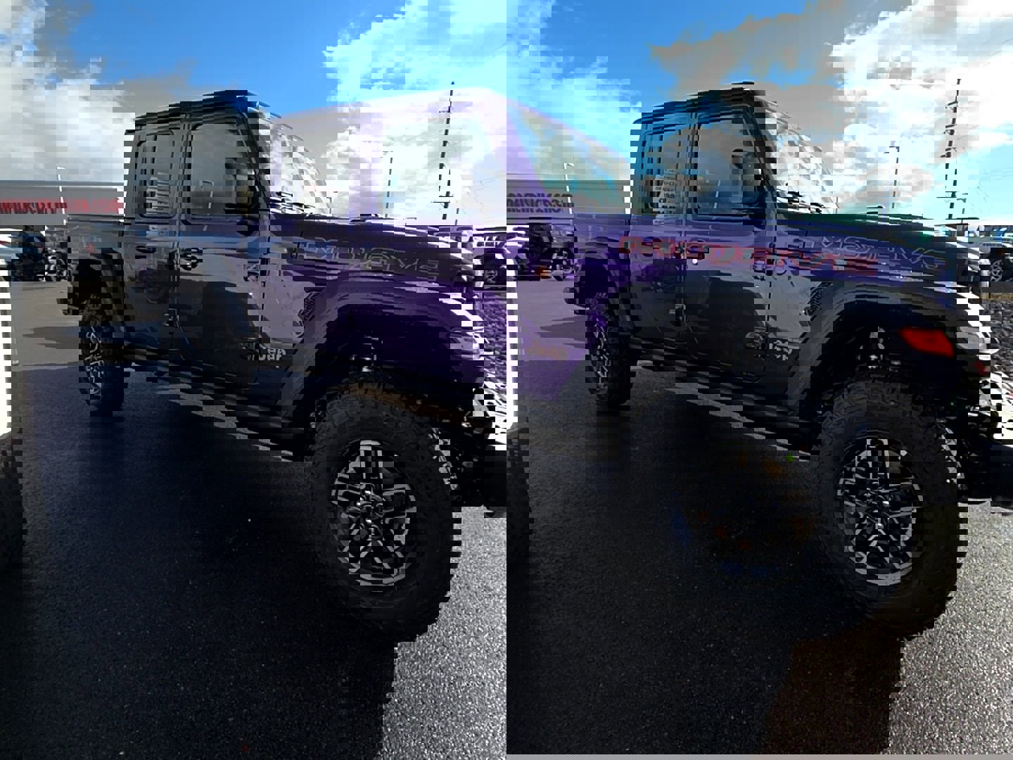 New 2026 Jeep Gladiator Mojave w/ Steel Bumper Group image 4