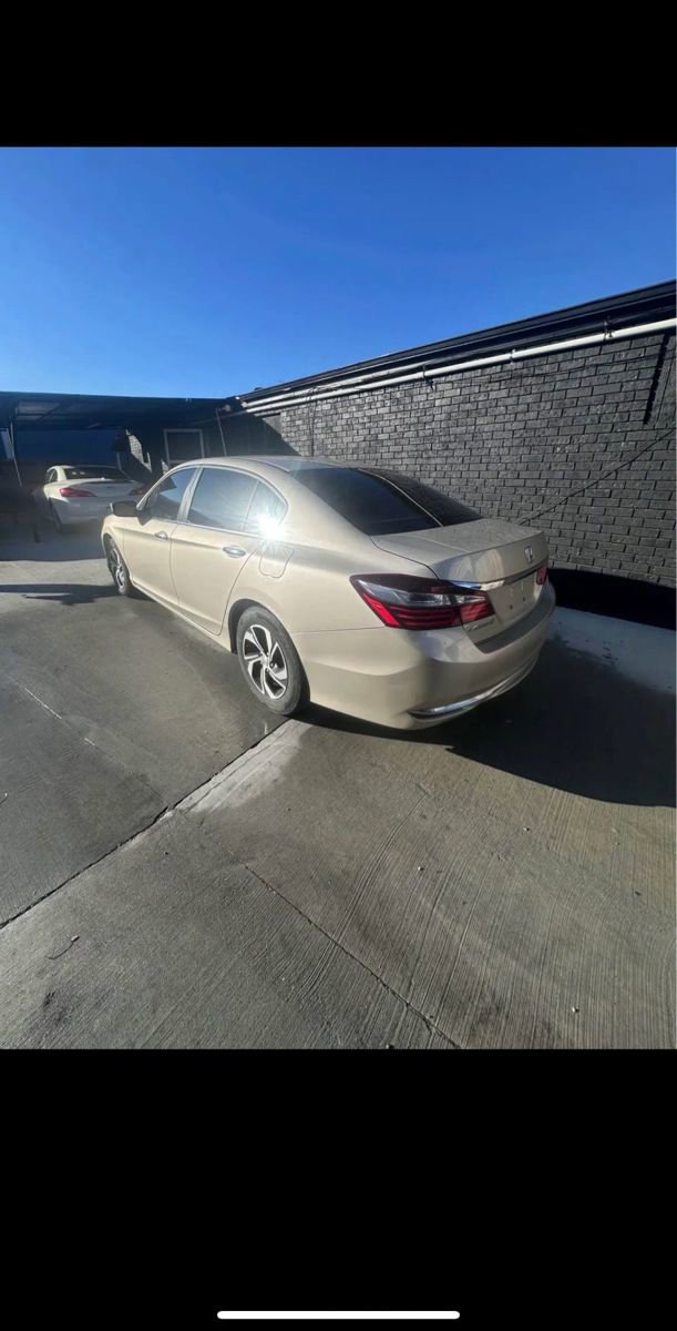 Used 2016 Honda Accord LX image 2