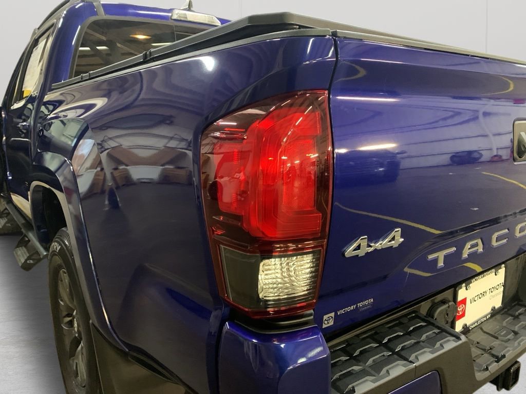 Used 2022 Toyota Tacoma SR5 image 10