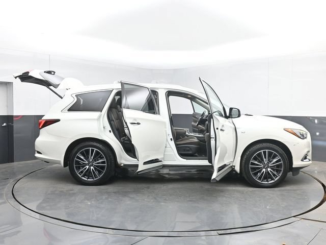 Used 2017 INFINITI QX60 FWD w/ Deluxe Technology Package image 54