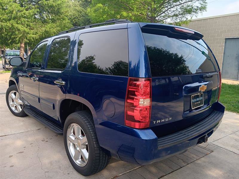 Used 2012 Chevrolet Tahoe LT w/ Texas Edition RWD image 3