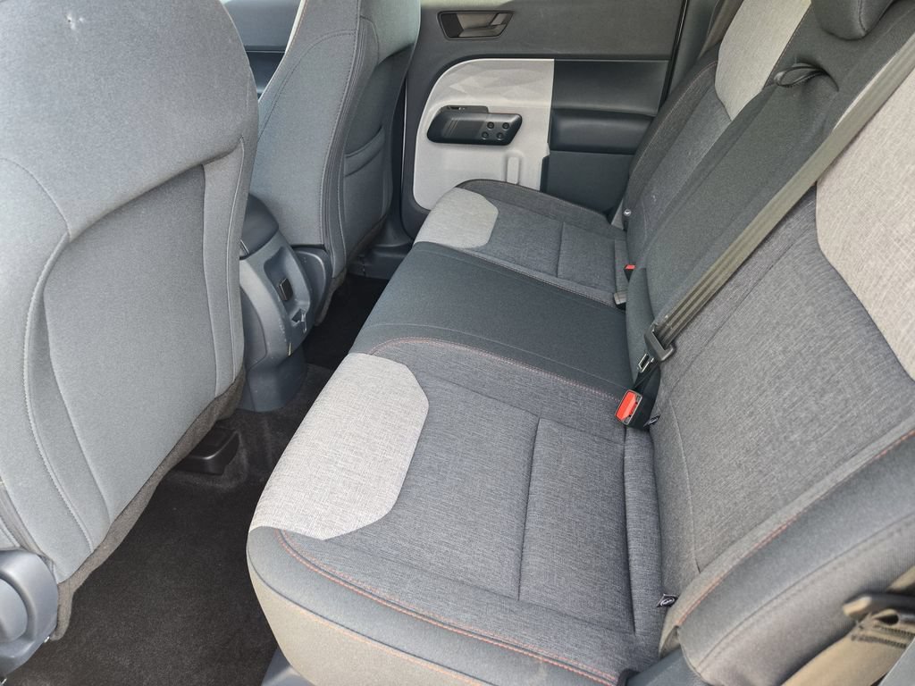 Used 2024 Ford Maverick XLT FWD image 28