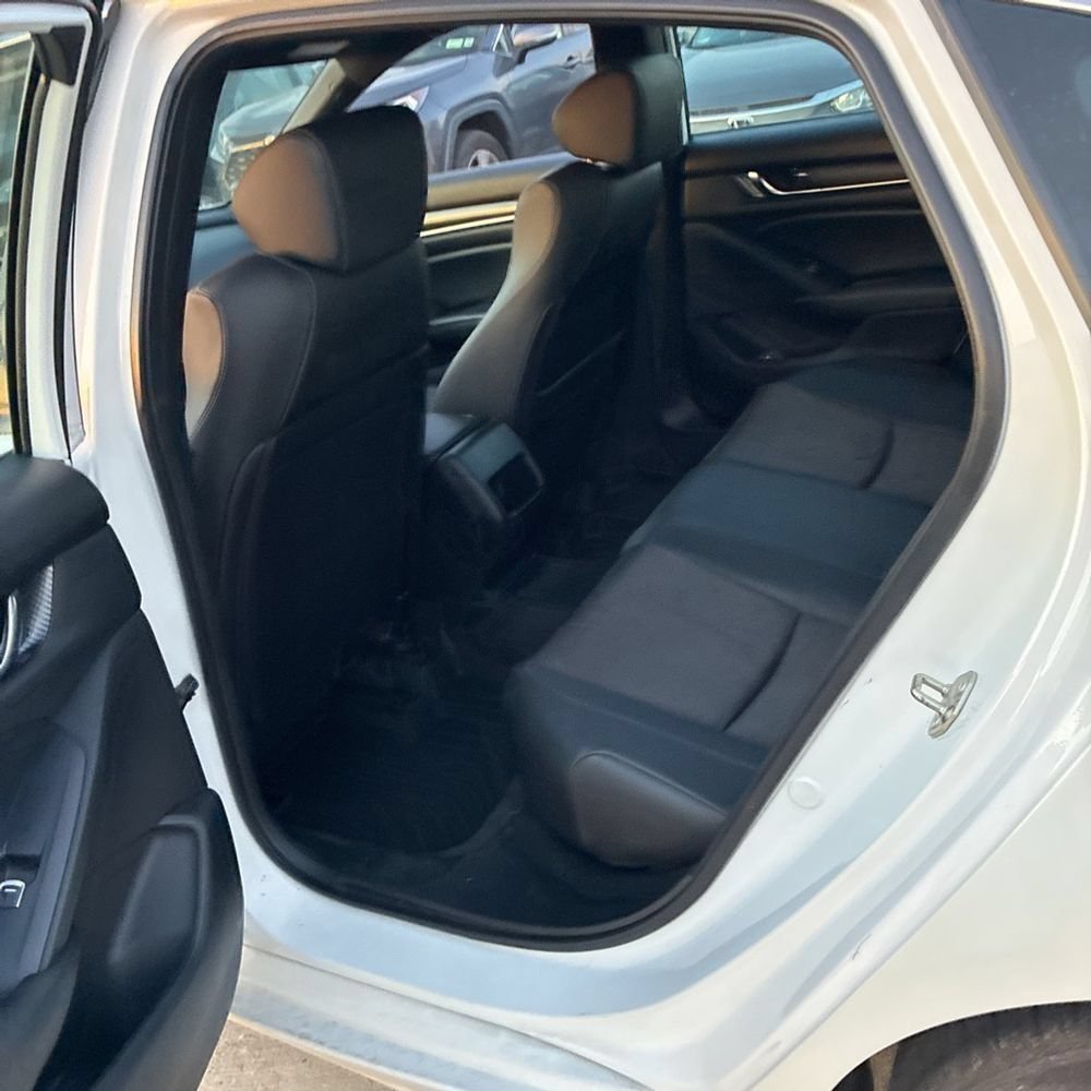 Used 2019 Honda Accord Sport image 11