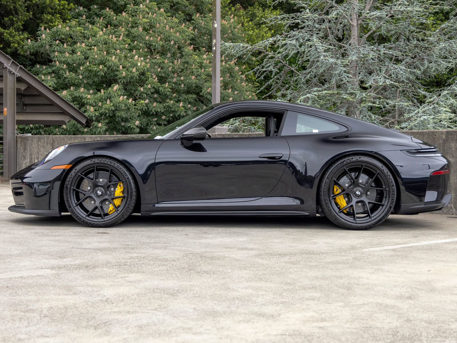 Certified 2026 Porsche 911 GT3 RWD image 2