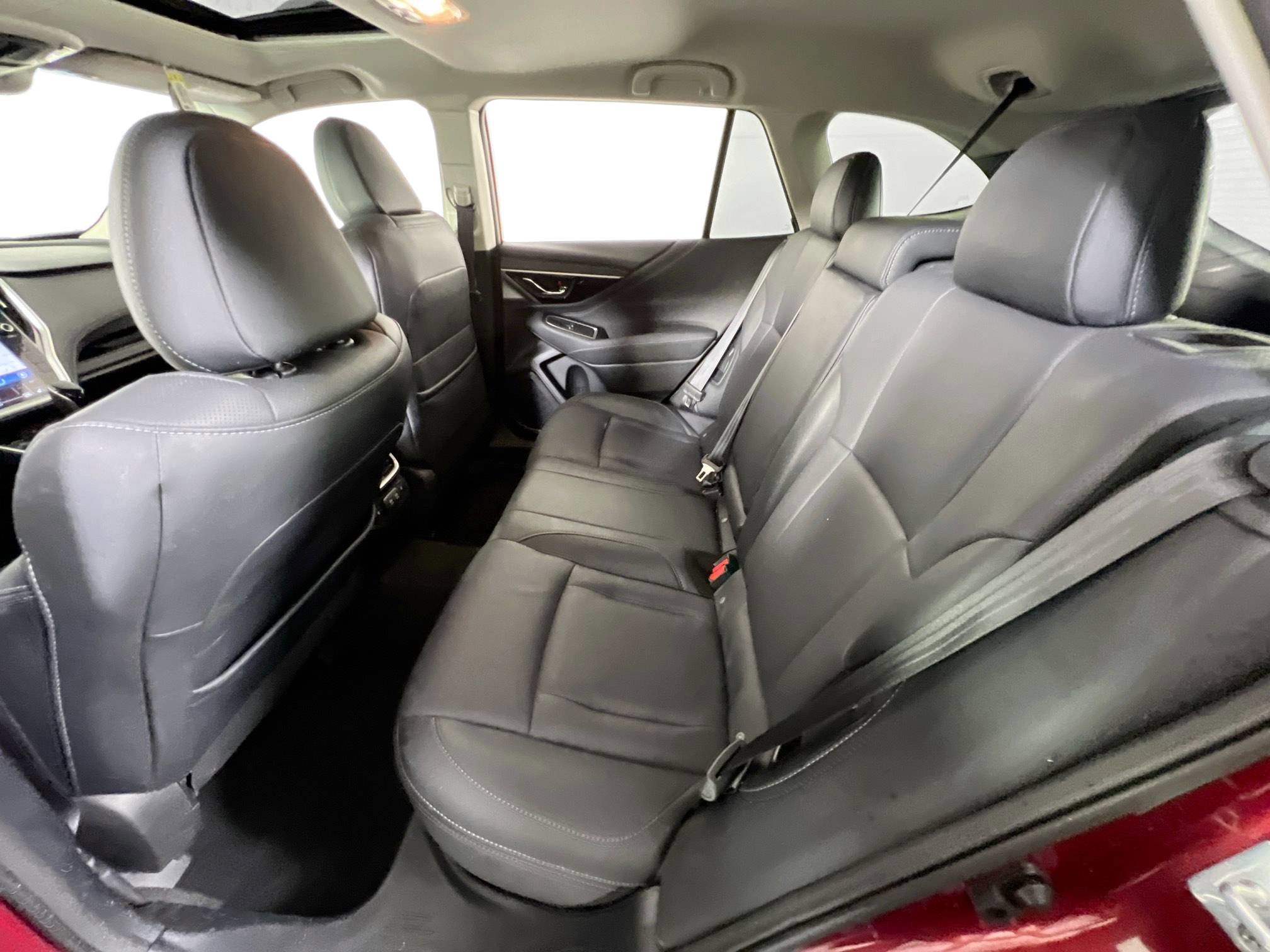 Used 2022 Subaru Outback Limited AWD/4WD image 25