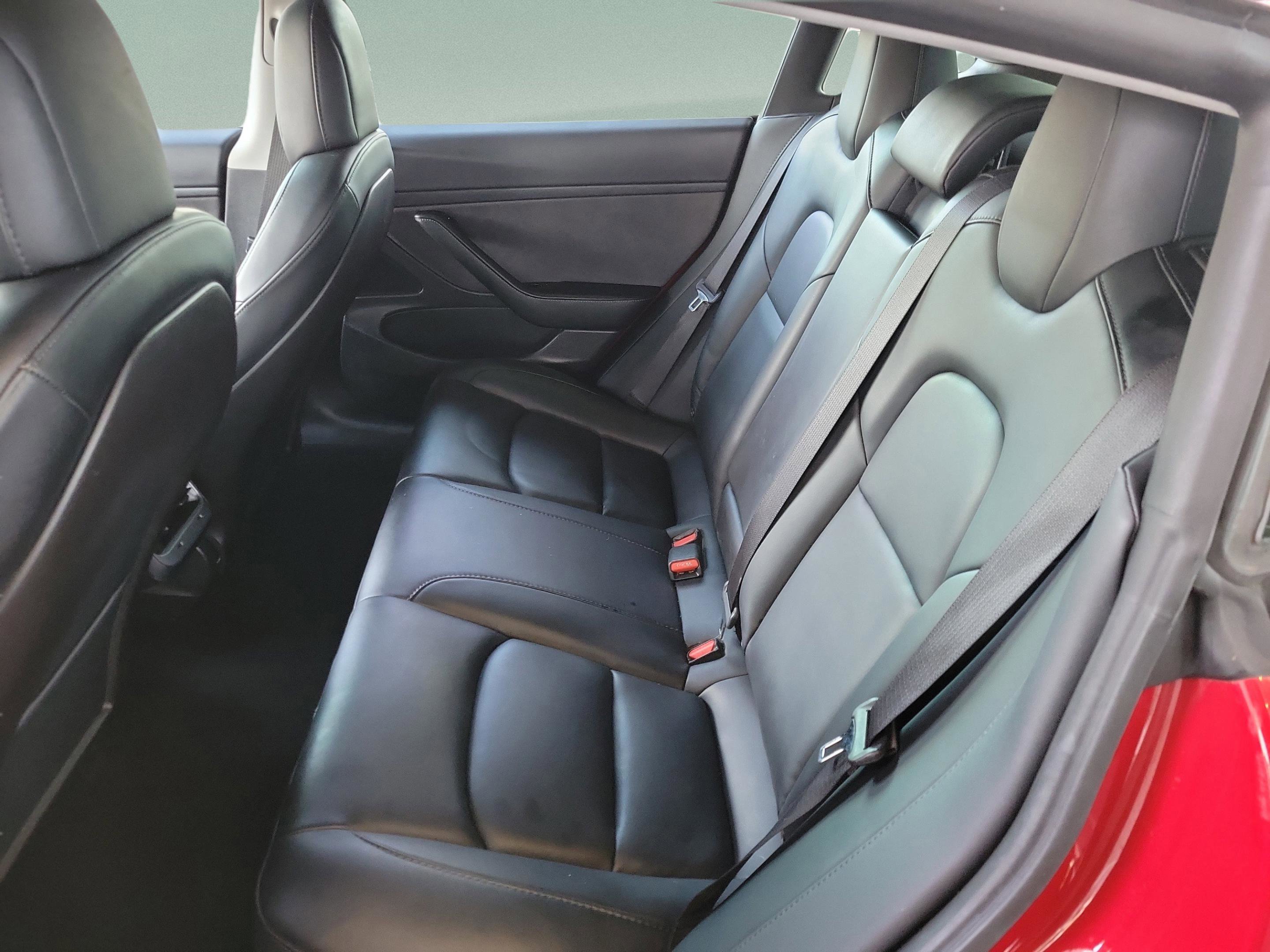 Used 2020 Tesla Model 3 Standard Range Plus image 22
