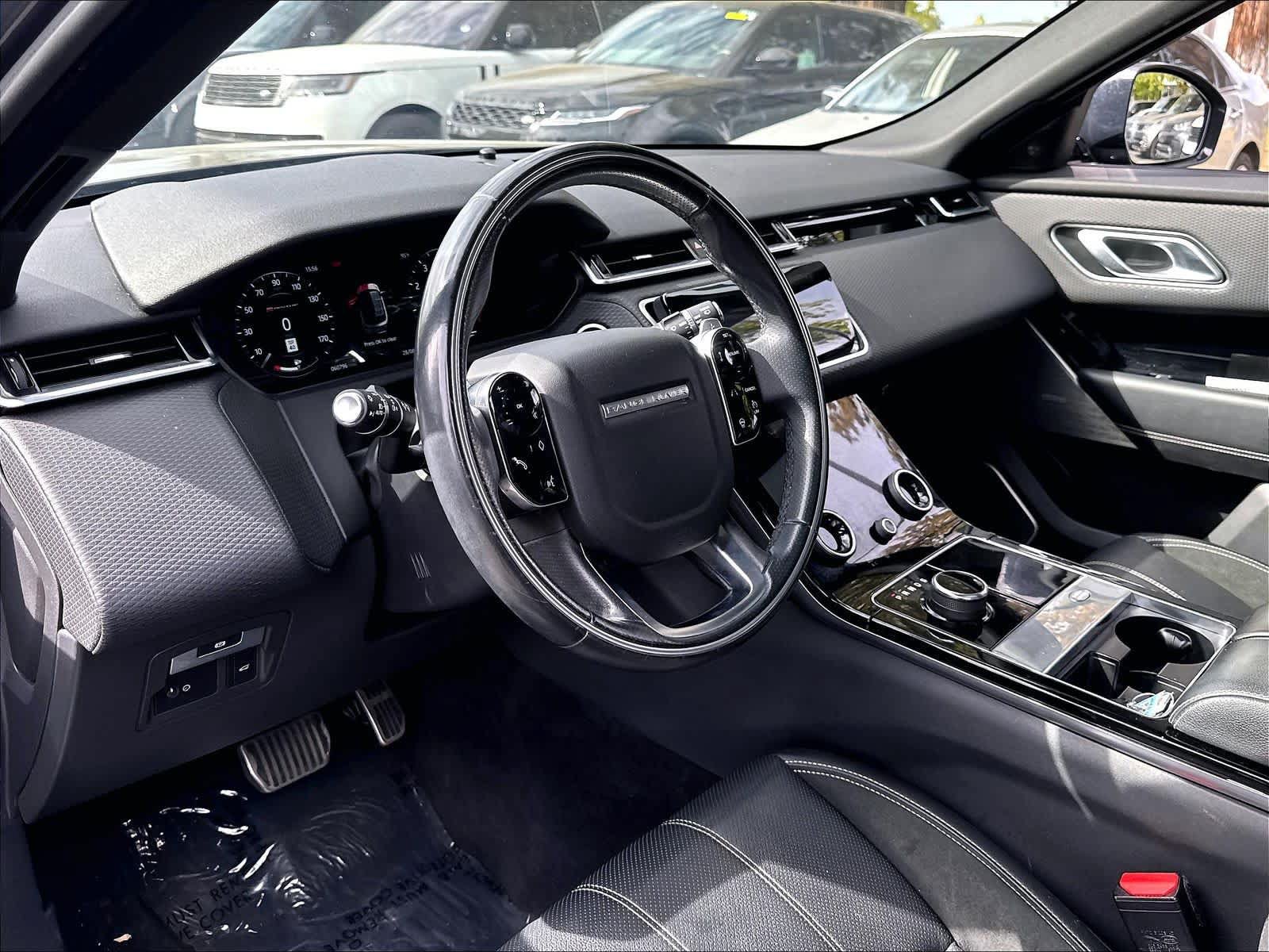 Used 2019 Land Rover Range Rover Velar R-Dynamic SE AWD/4WD image 14