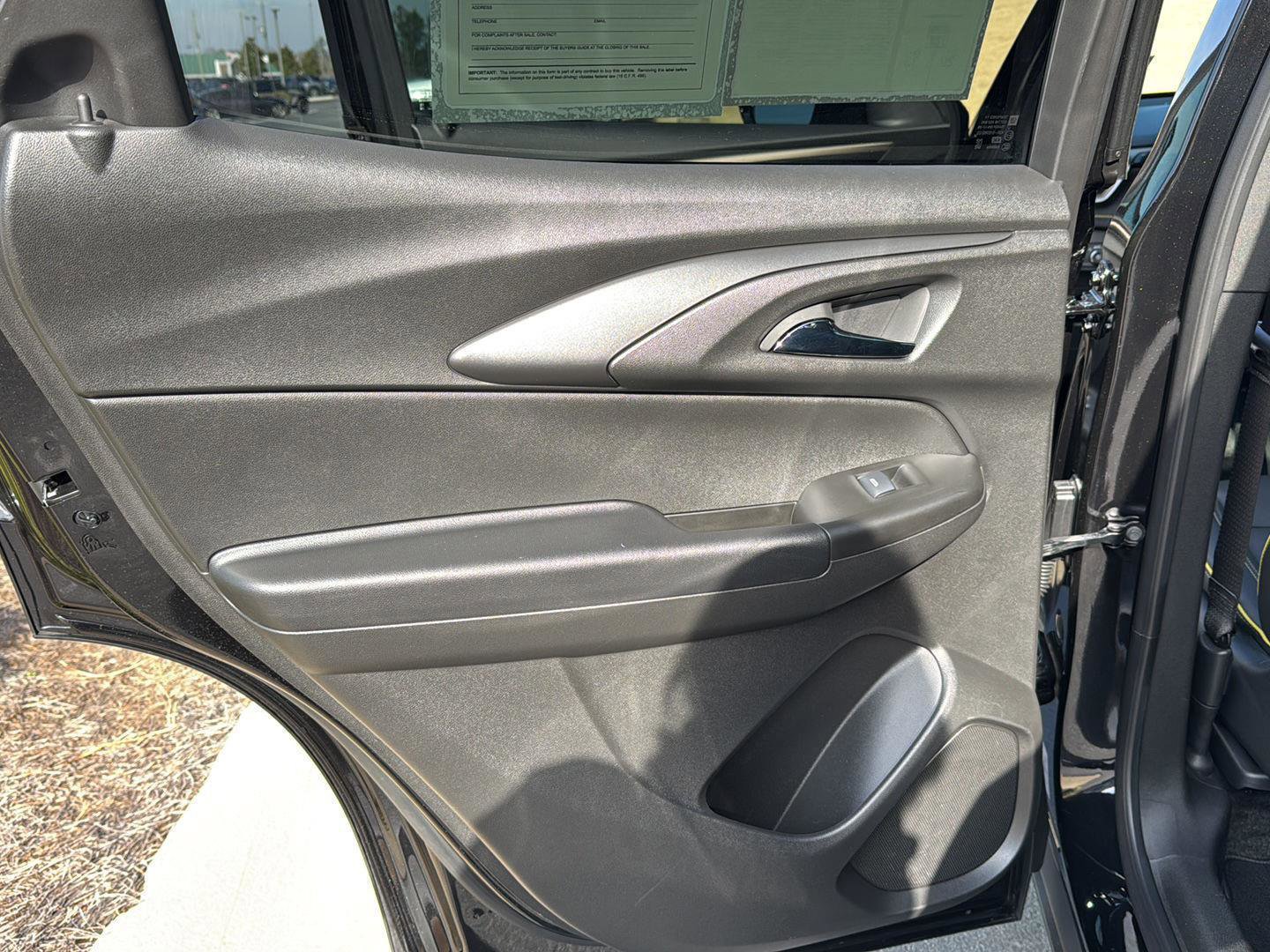 Used 2025 Chevrolet TrailBlazer ACTIV w/ Convenience Package image 15