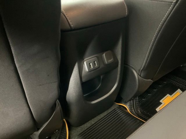 Used 2018 Chevrolet Colorado Z71 AWD/4WD image 23