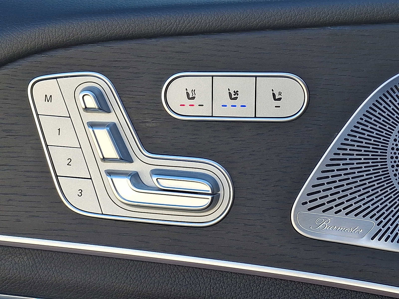 Used 2024 Mercedes-Benz GLS 450 4MATIC image 28