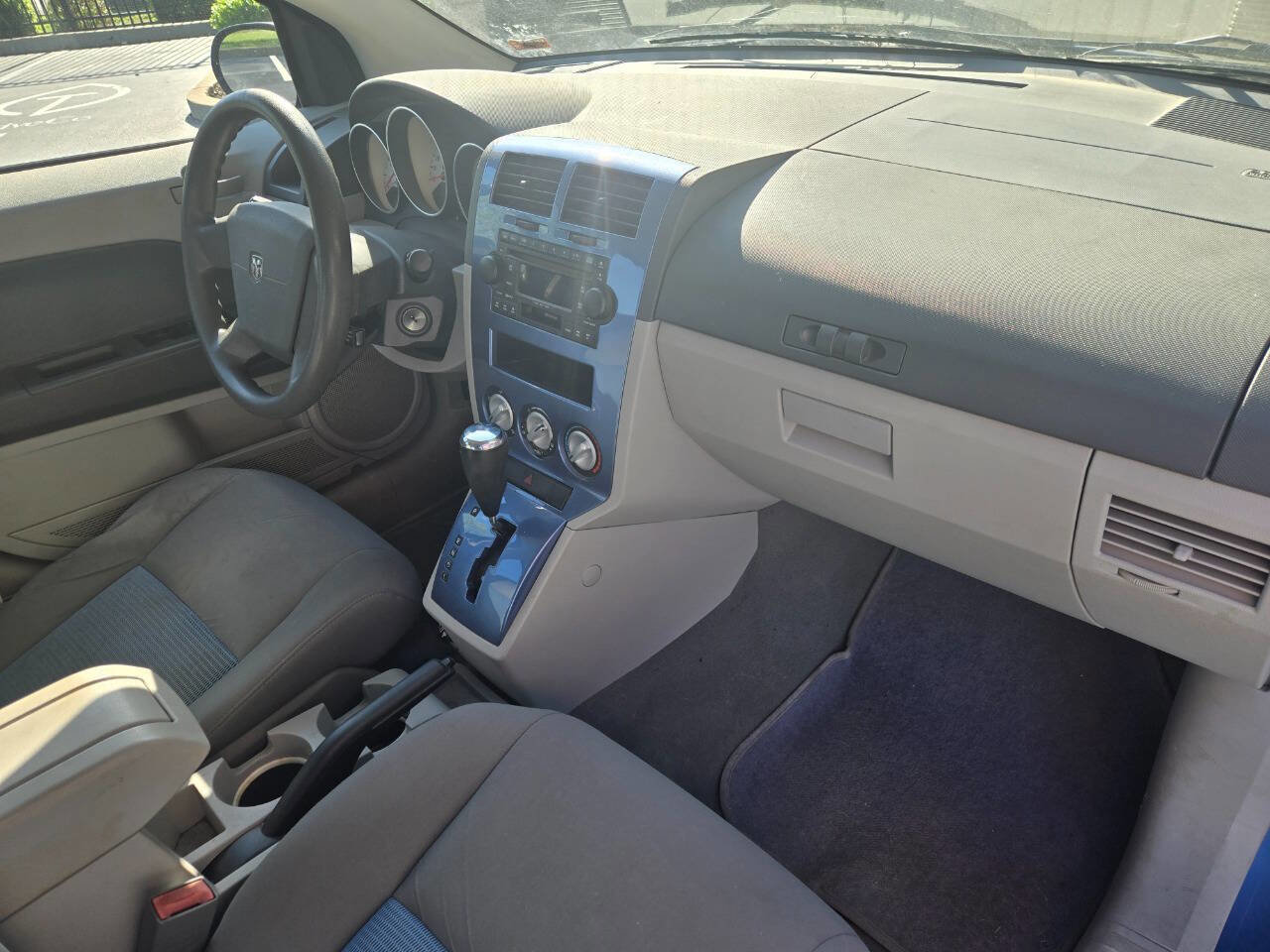 Used 2007 Dodge Caliber SXT FWD image 13