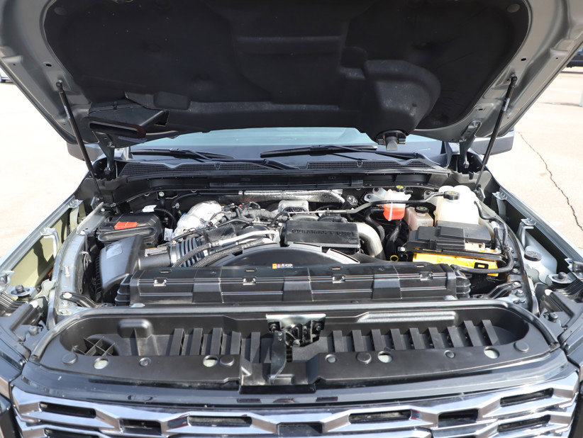 Used 2025 GMC Sierra 2500 Denali Ultimate image 32