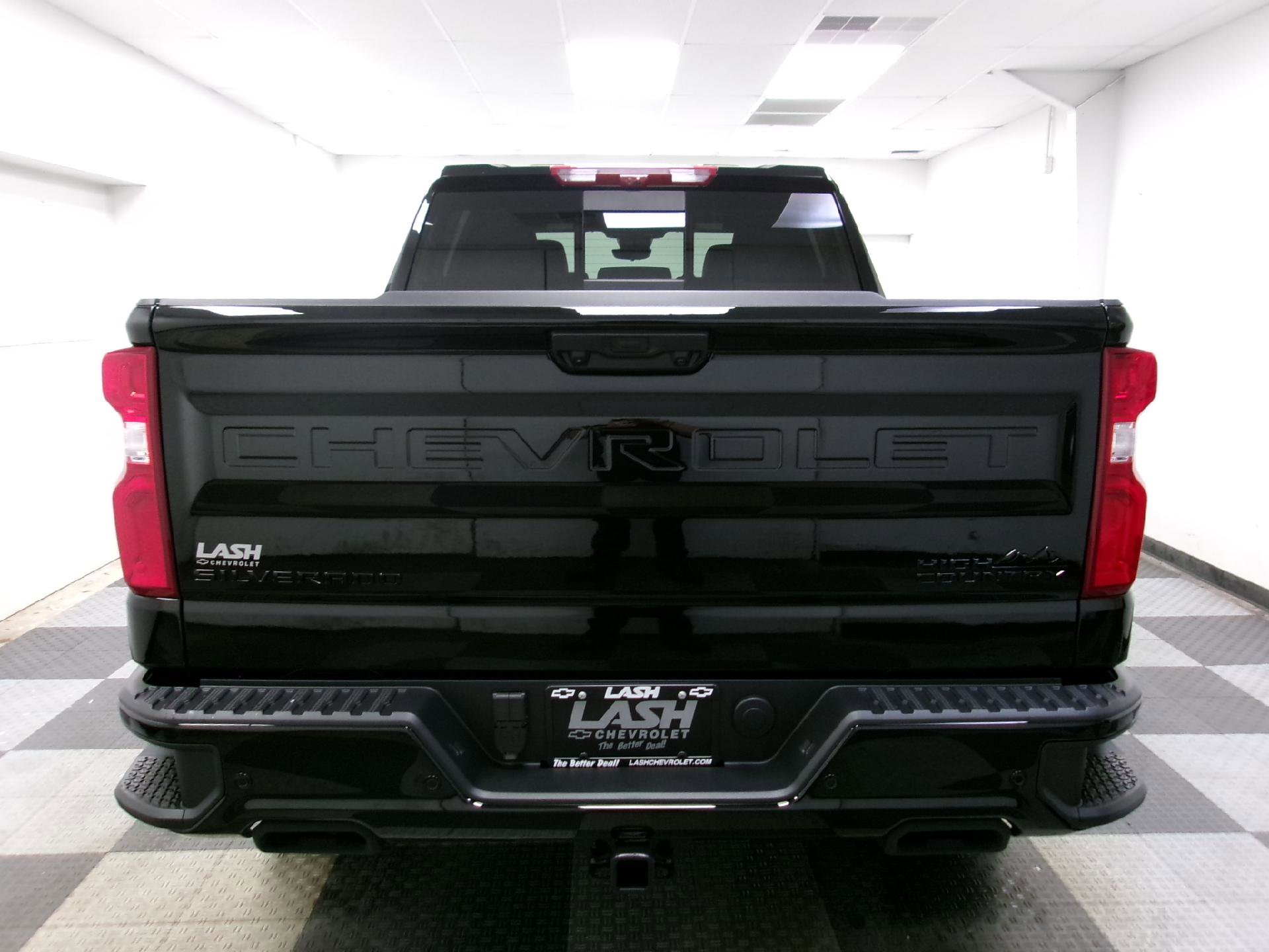 New 2026 Chevrolet Silverado 1500 High Country w/ Midnight Edition image 12