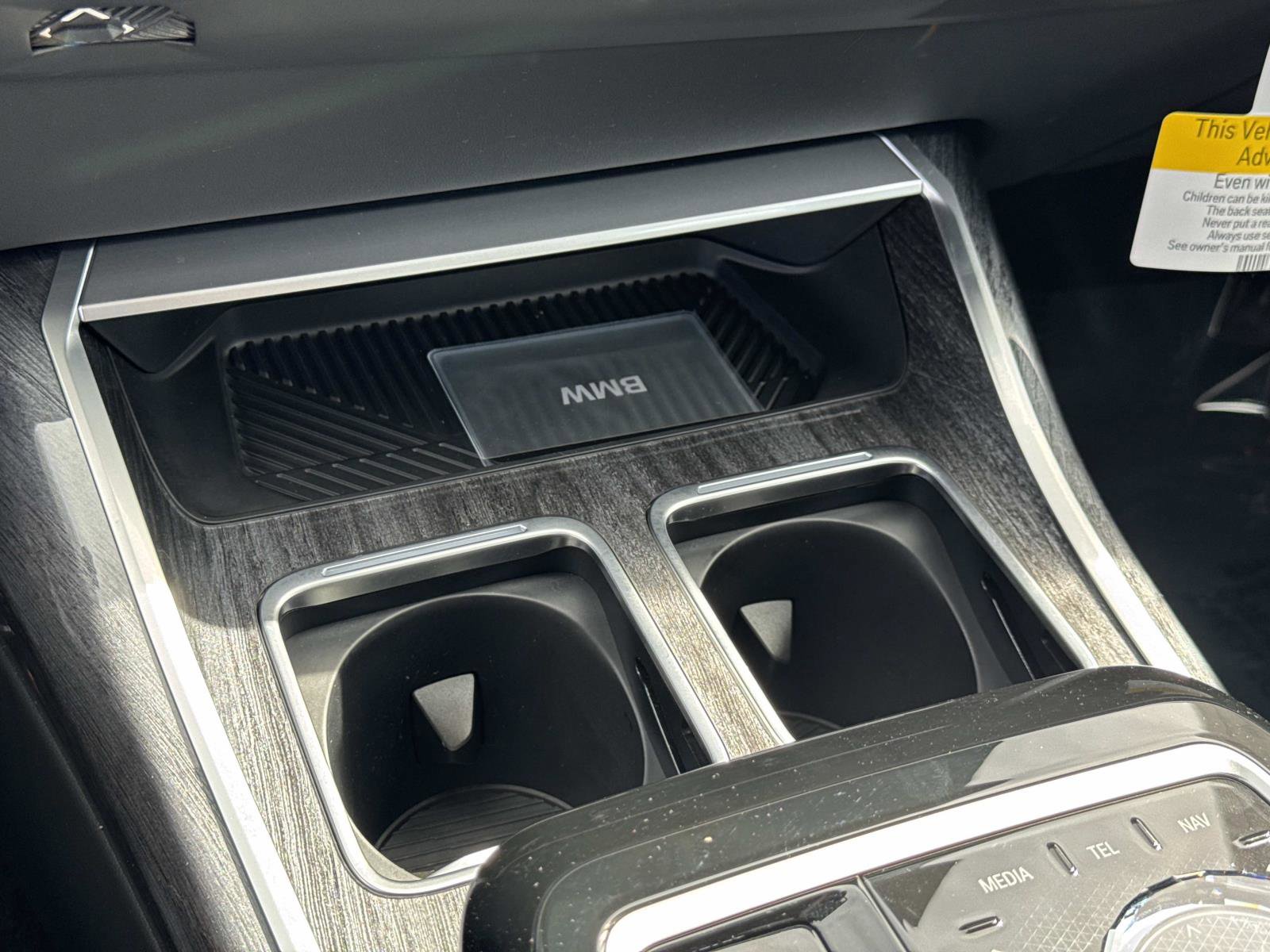 Used 2025 BMW i7 eDrive50 w/ M Sport Package image 22