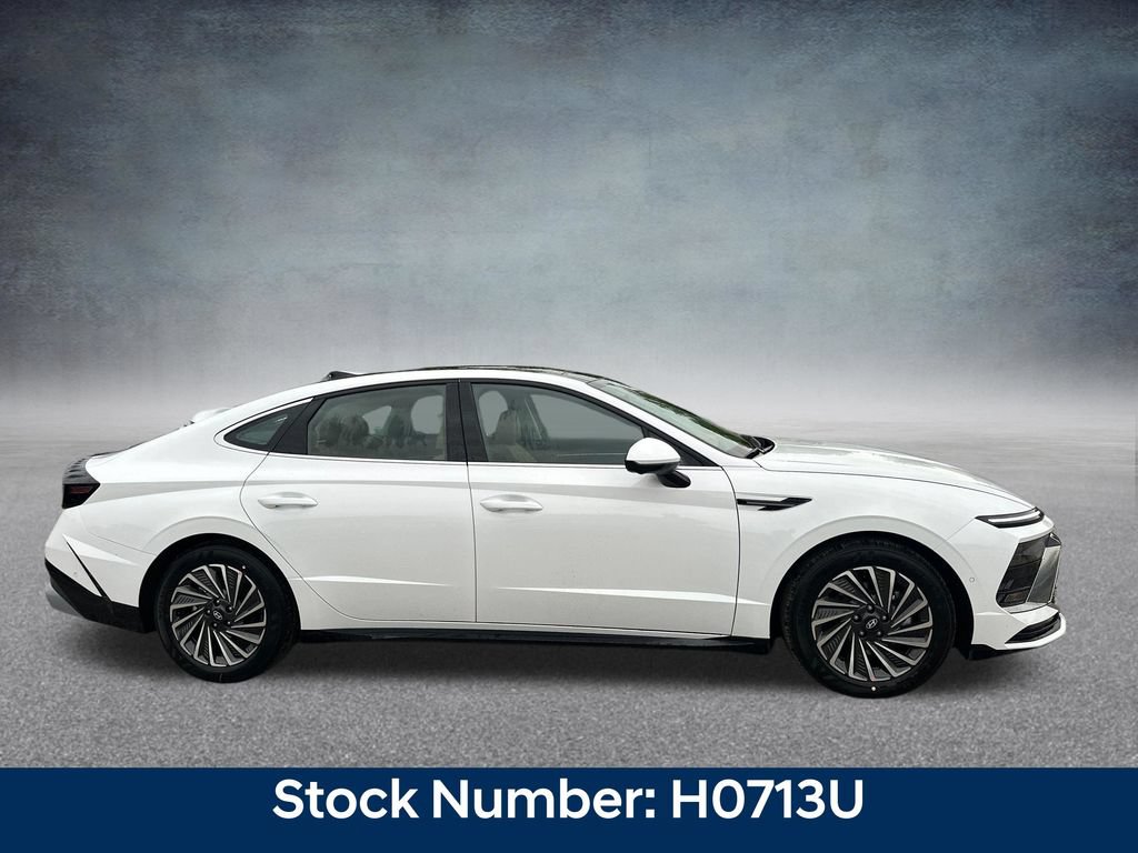 New 2026 Hyundai Sonata Limited FWD image 6