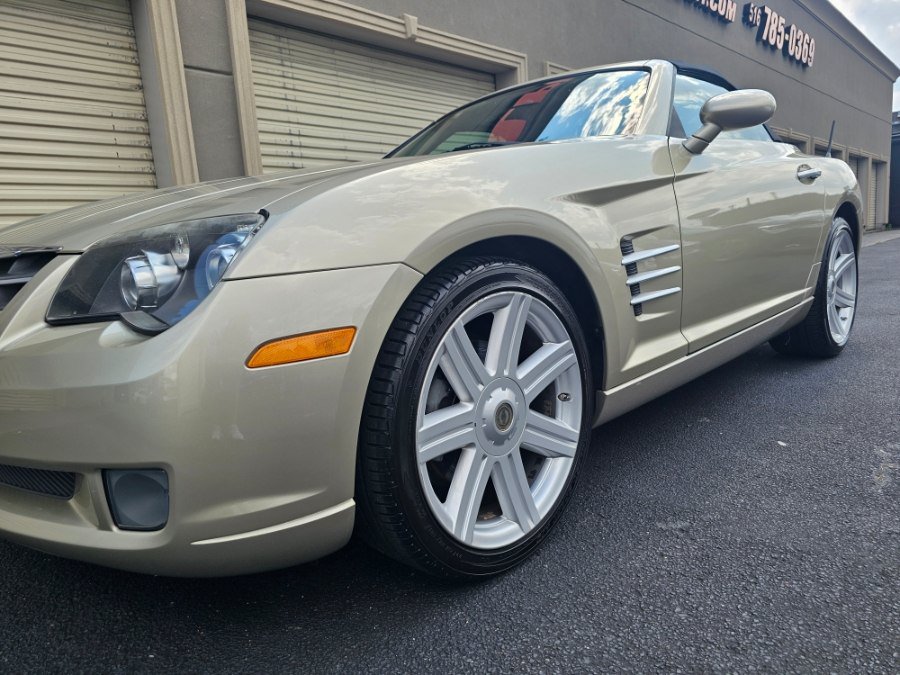 Used 2008 Chrysler Crossfire Limited RWD image 31