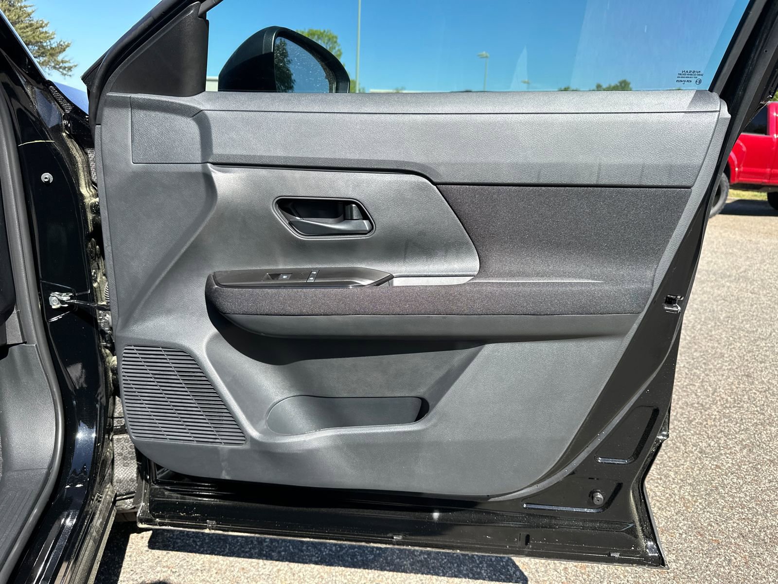 New 2026 Nissan Kicks S image 10