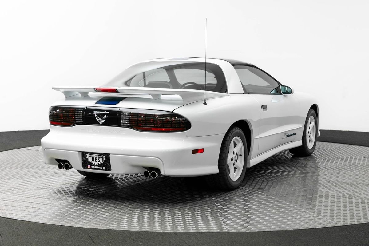 Used 1994 Pontiac Firebird Trans Am GT image 4