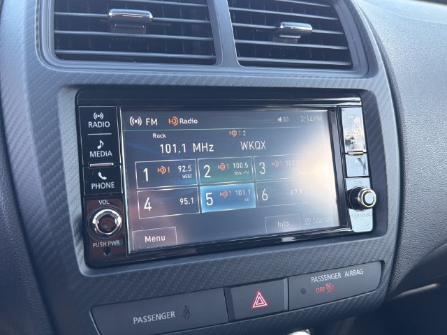 Used 2024 Mitsubishi Outlander Sport ES AWD/4WD image 21
