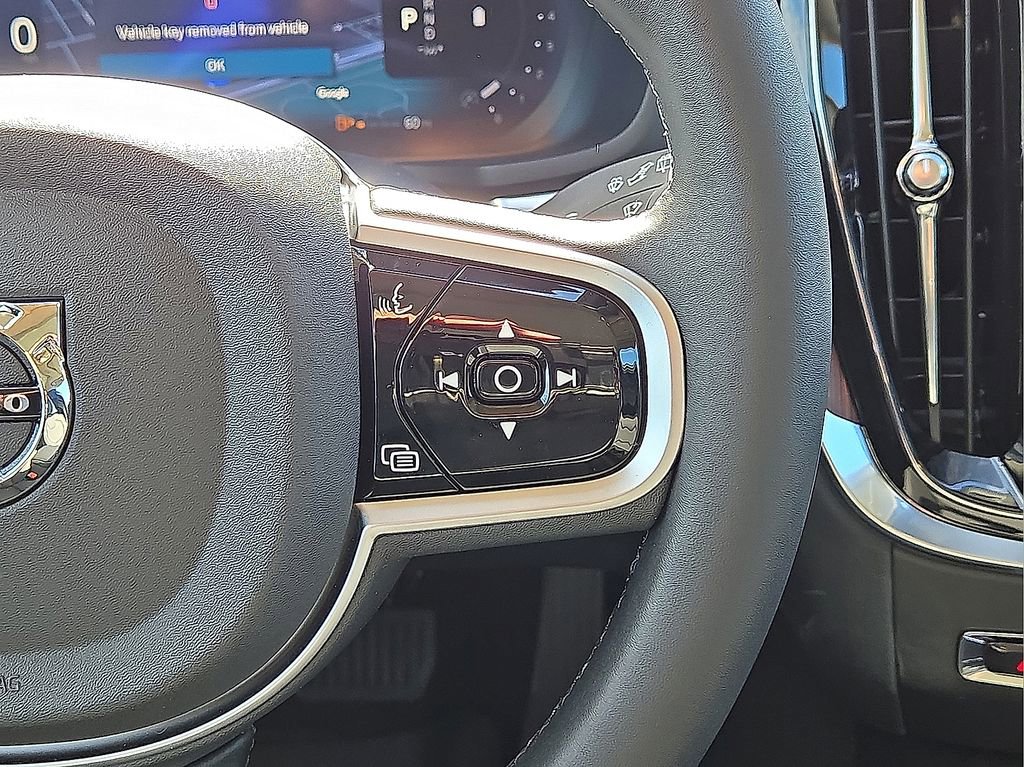 New 2026 Volvo V60 B5 Cross Country Plus w/ Protection Package Premier image 20