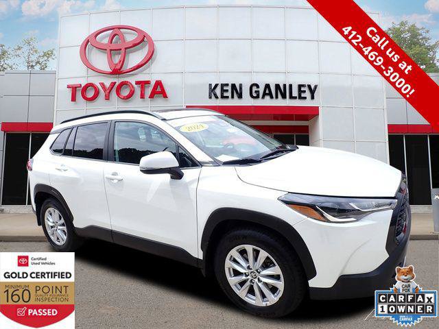 Certified 2024 Toyota Corolla Cross LE w/ Moonroof Package AWD/4WD image 1