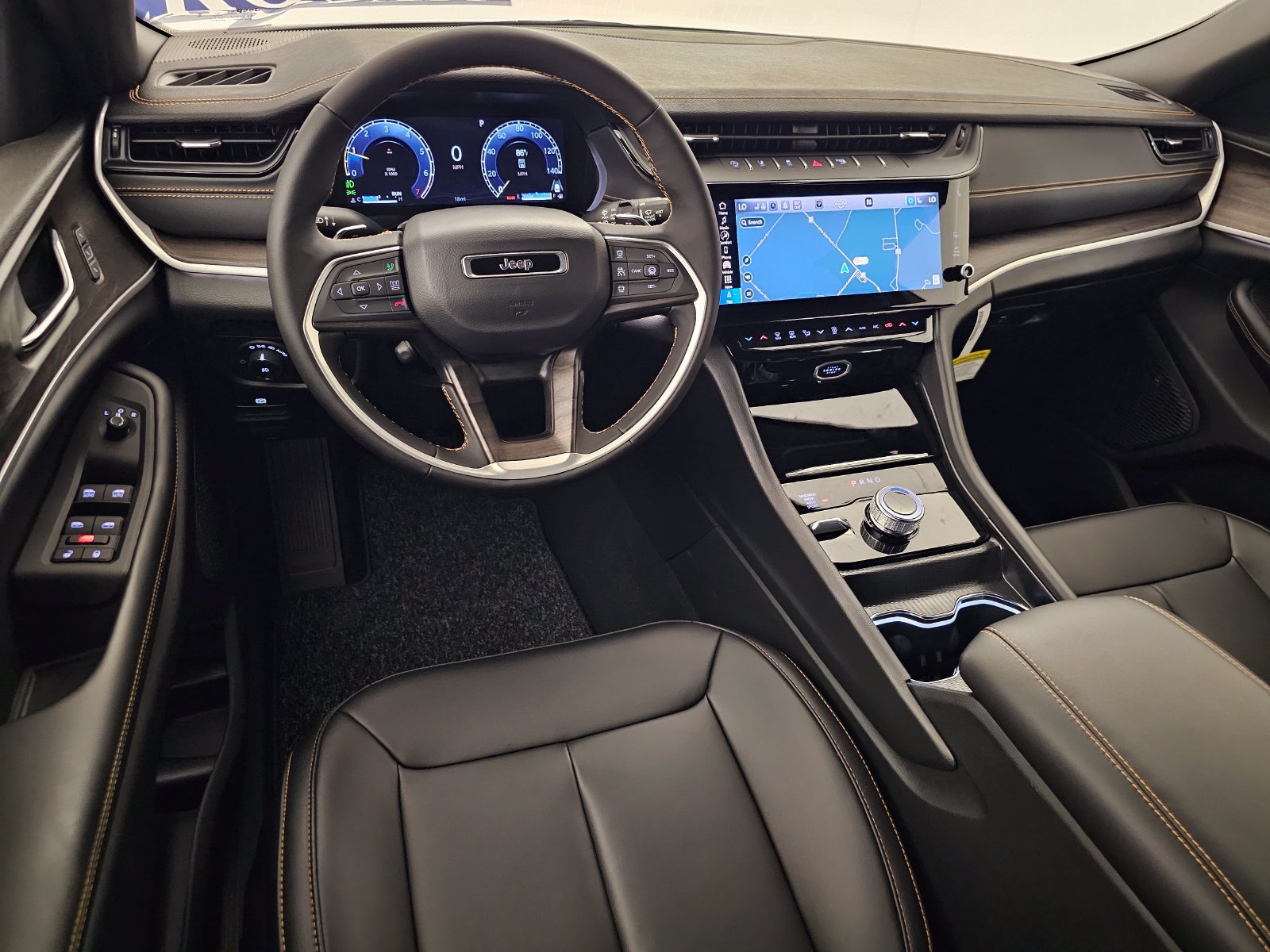 New 2026 Jeep Grand Cherokee Limited AWD/4WD image 7