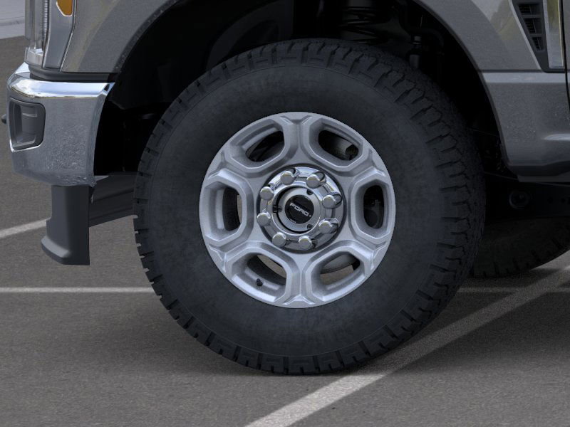 New 2026 Ford F350 XLT w/ FX4 Off-Road Package image 19
