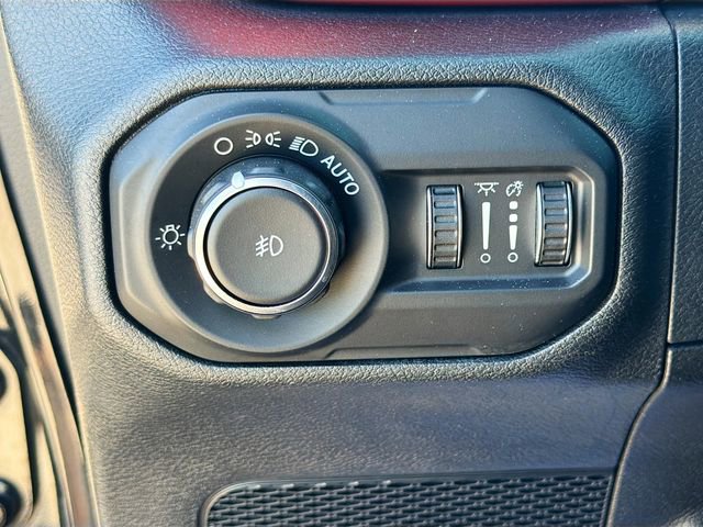 Used 2021 Jeep Wrangler Unlimited Rubicon image 34