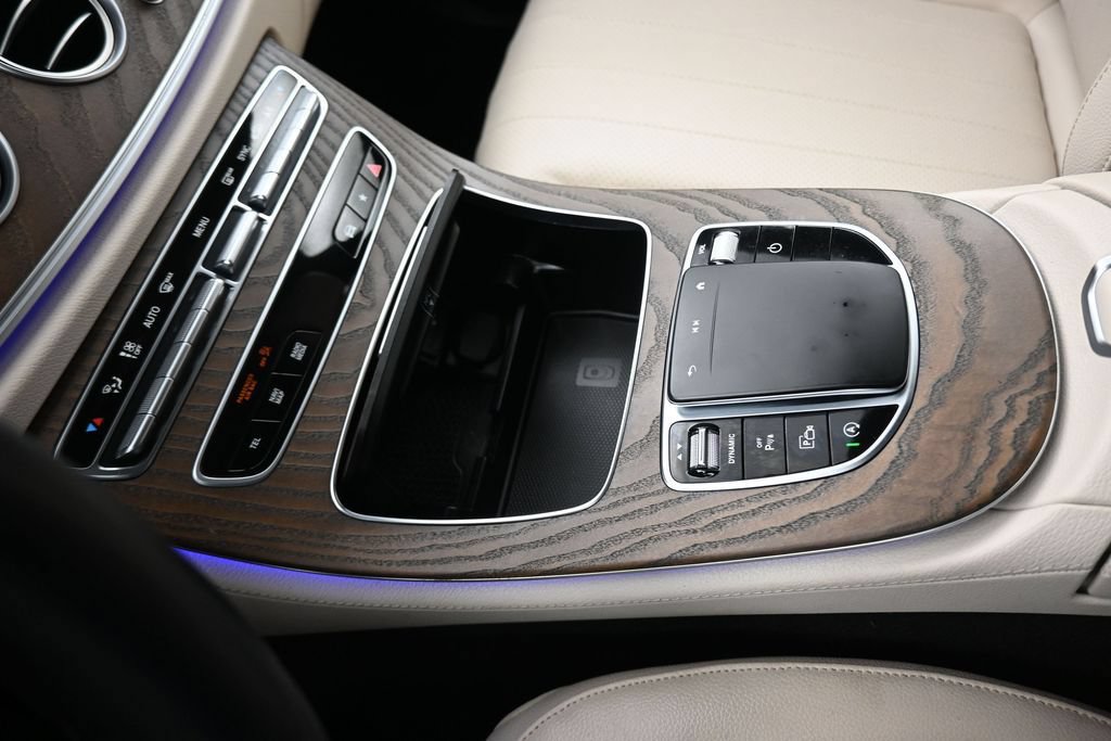 Used 2022 Mercedes-Benz E 350 Sedan w/ AMG Line Exterior image 29