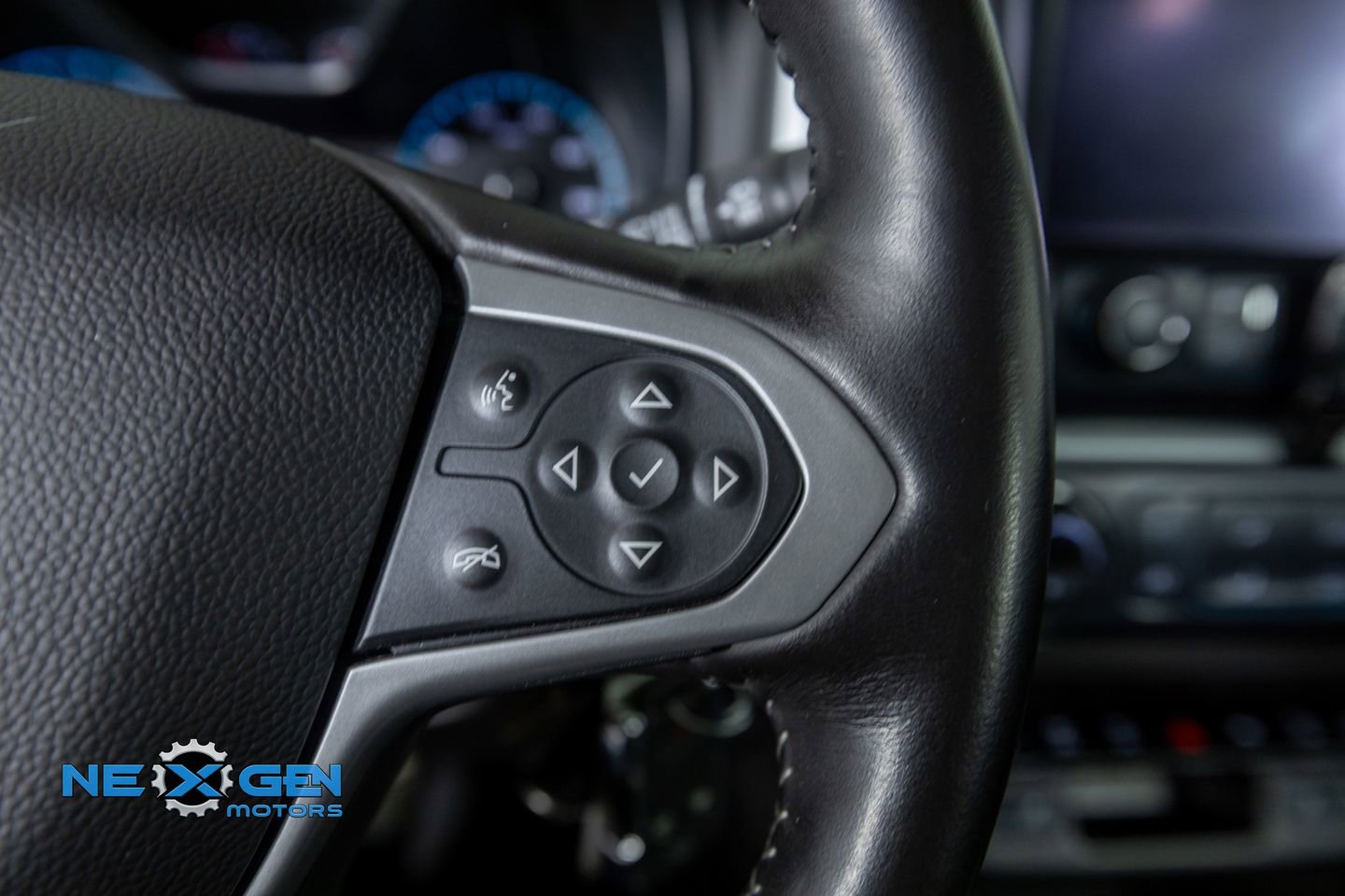 Used 2020 Chevrolet Colorado ZR2 w/ ZR2 Midnight Special Edition image 15