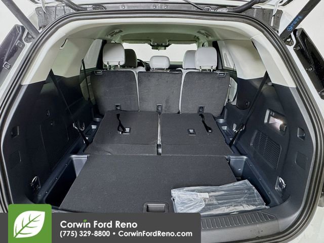 New 2025 Ford Explorer Active w/ Active Comfort Package image 28