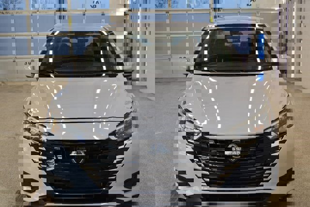 Used 2025 Nissan Versa SV image 3