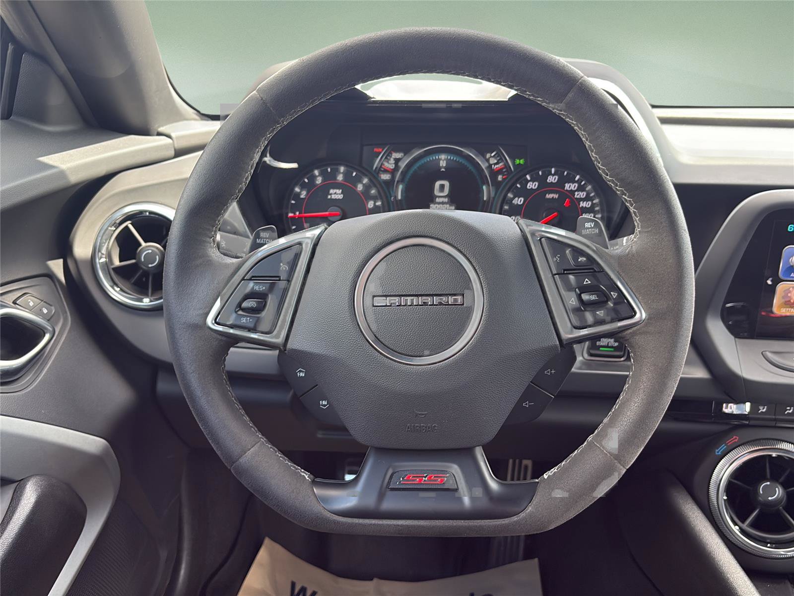 Used 2018 Chevrolet Camaro SS RWD image 16