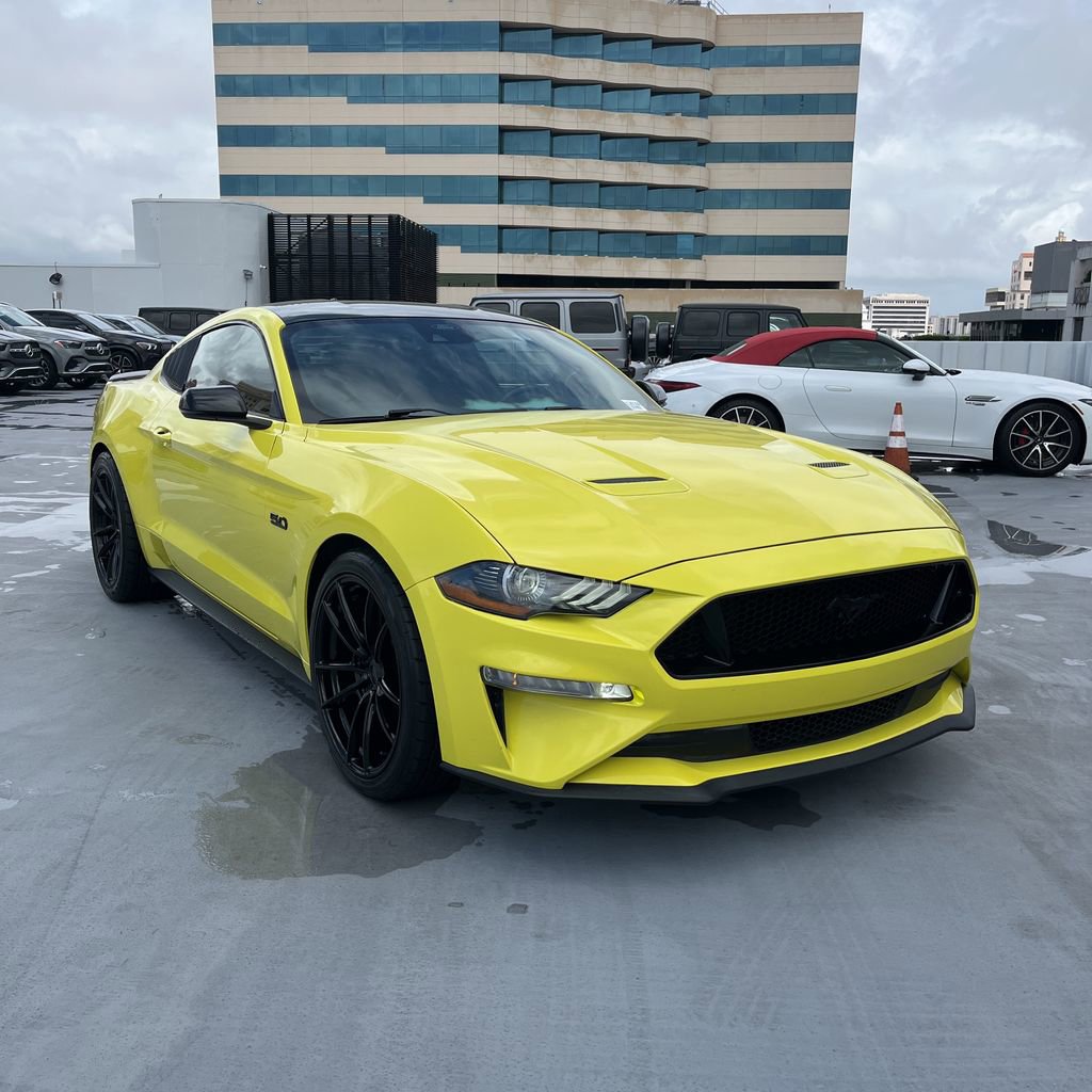 Used 2021 Ford Mustang GT Premium w/ Equipment Group 401A image 7