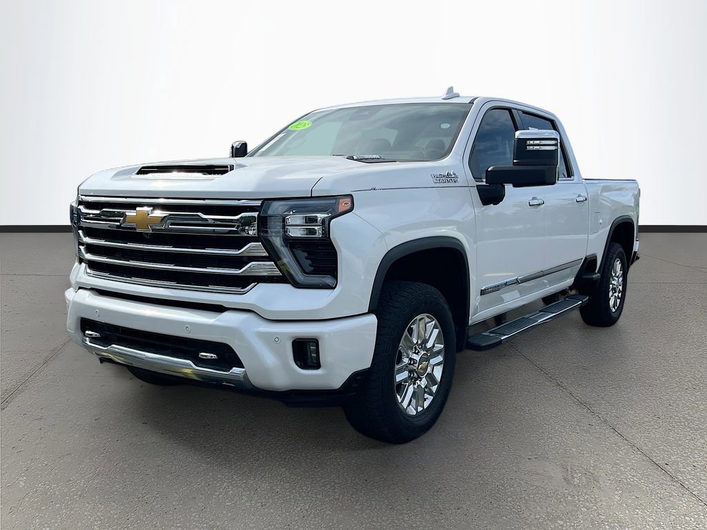 Used 2025 Chevrolet Silverado 2500 High Country w/ Technology Package image 3