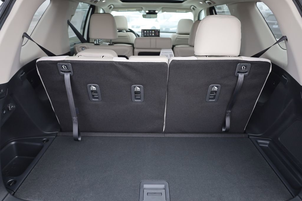 New 2026 Honda Pilot Elite image 9