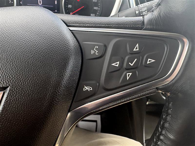 Used 2019 Chevrolet Equinox LT image 20