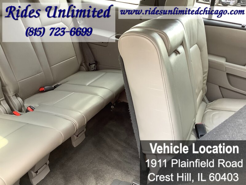 Used 2011 Honda Pilot Touring image 21