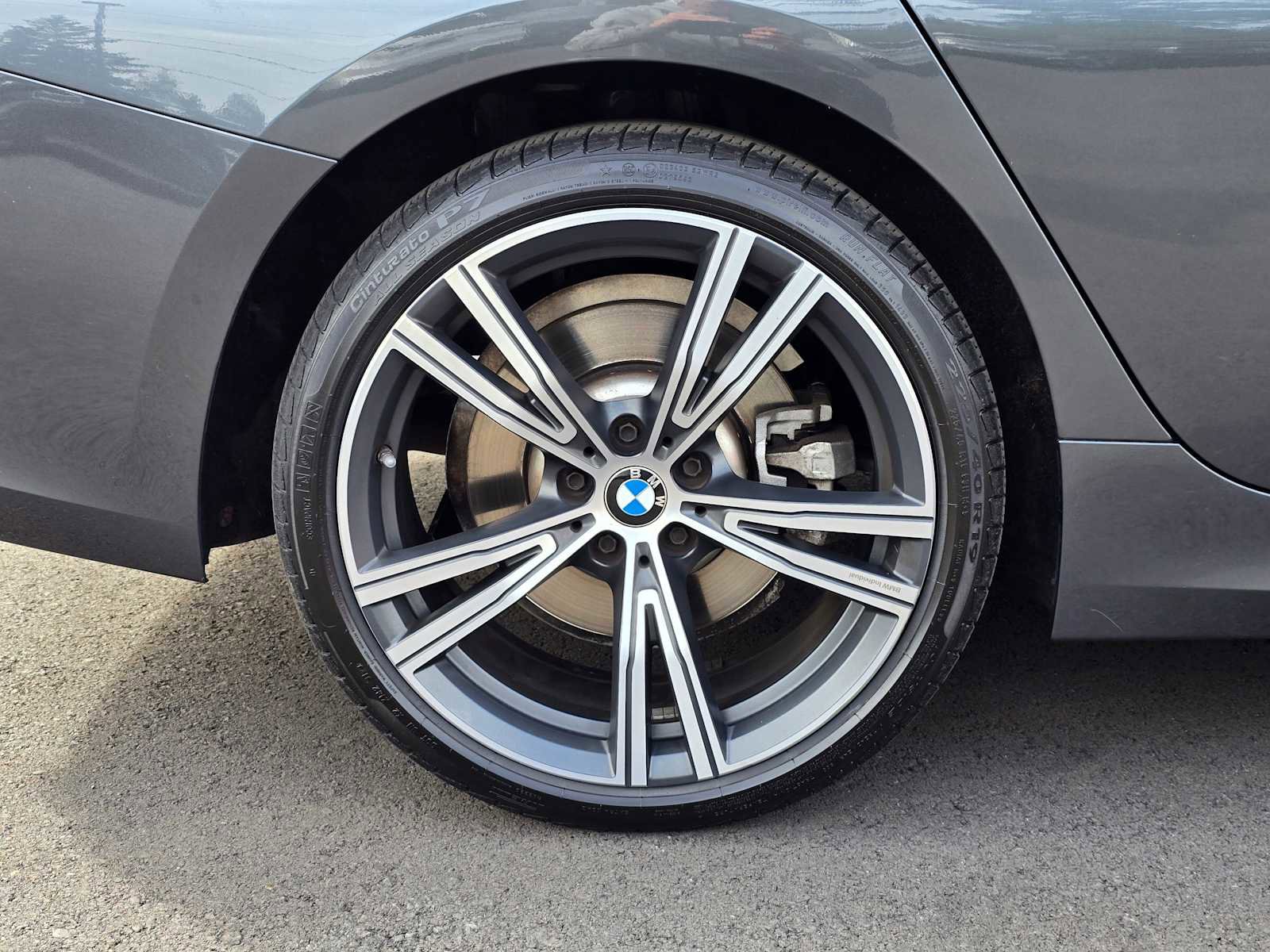 Used 2021 BMW 330i Sedan w/ Premium Package image 9